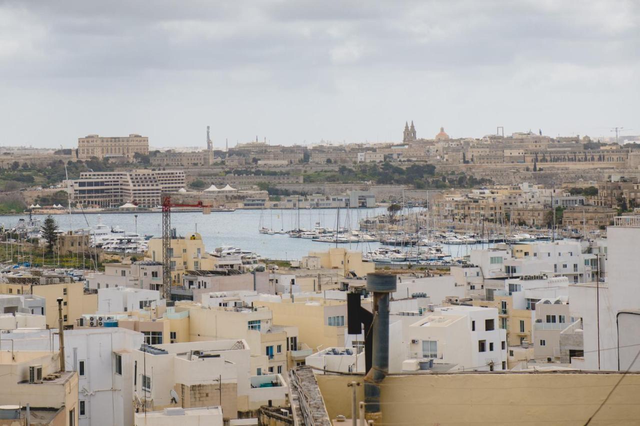 Sliema, Villa Savoia Luxury Apartment For 5 Guests Gzira Eksteriør billede