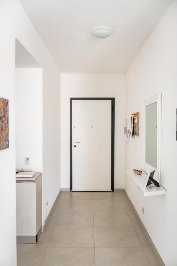 Sliema, Villa Savoia Luxury Apartment For 5 Guests Gzira Eksteriør billede
