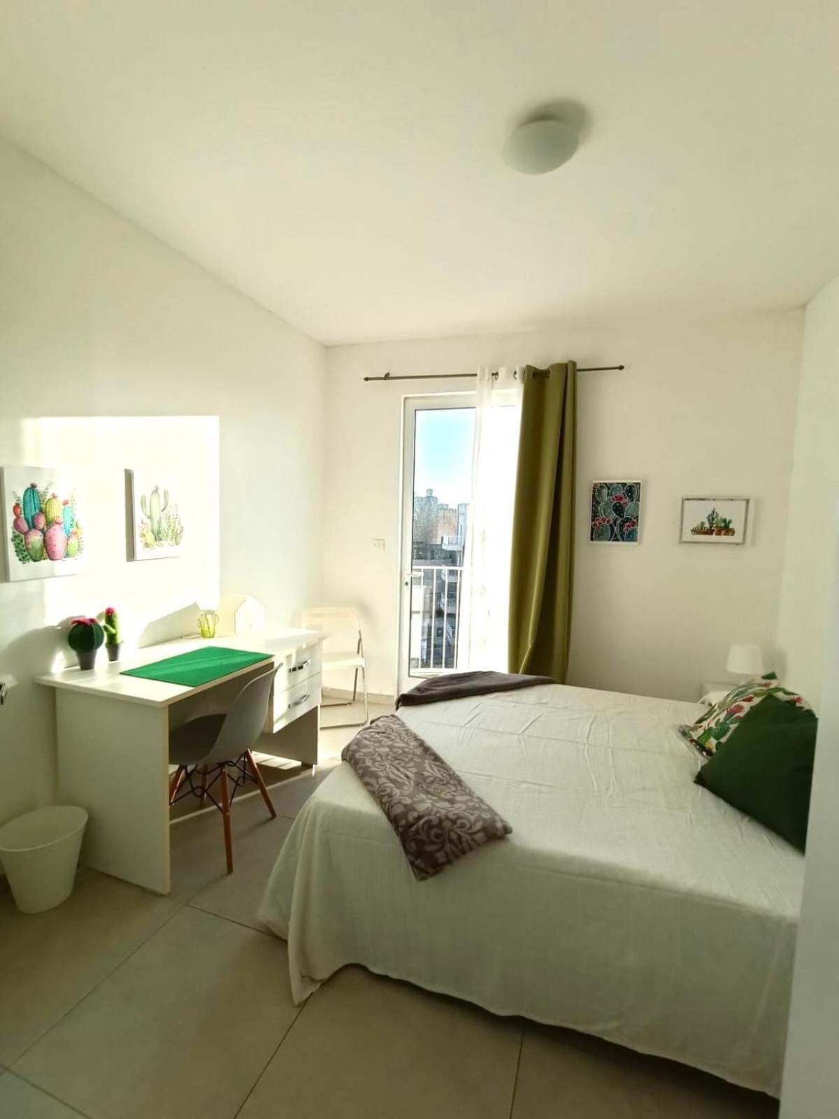Sliema, Villa Savoia Luxury Apartment For 5 Guests Gzira Eksteriør billede